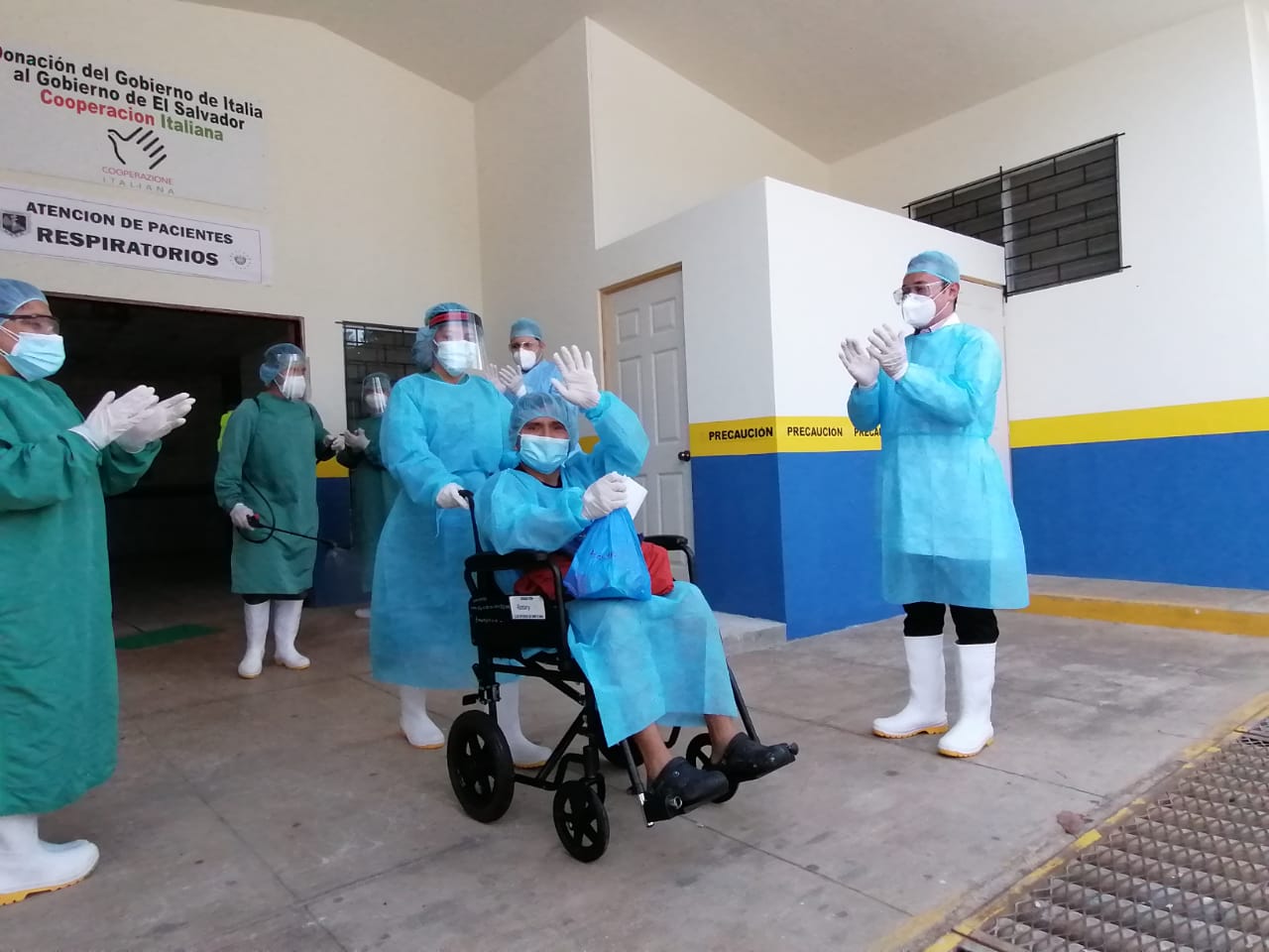 Hospital de Chalchuapa da el alta a nuevos recuperados de COVID19 hospital-de-chalchuapa-da-el-alta-a-nuevos-recuperados-de-covid19